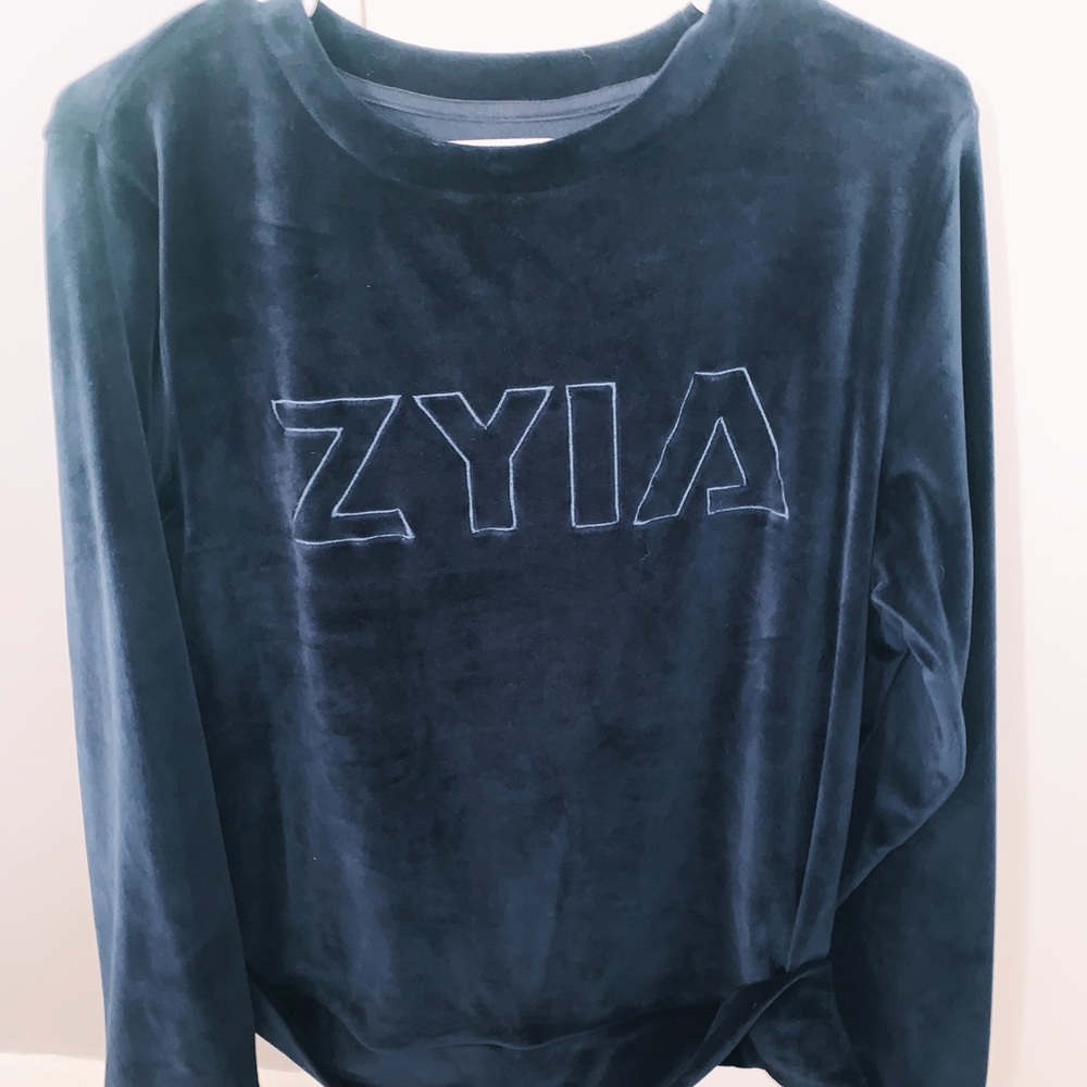ZYIA SWEATER